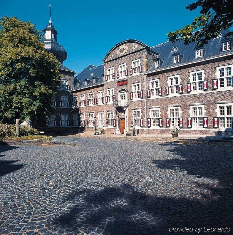 Abdij Hotel Rolduc Kerkrade Bagian luar foto