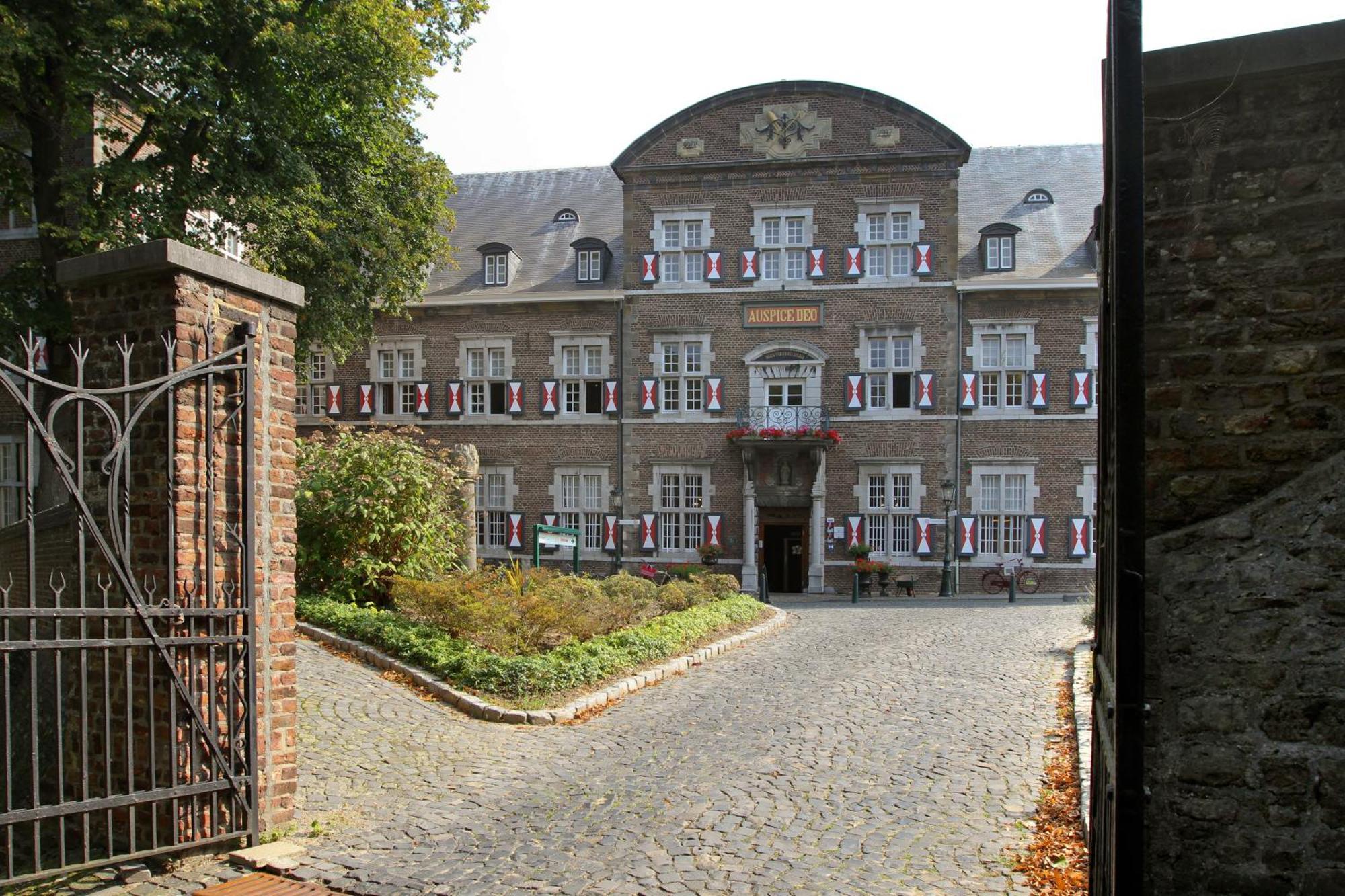 Abdij Hotel Rolduc Kerkrade Bagian luar foto