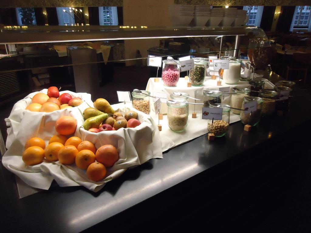 Abdij Hotel Rolduc Kerkrade Bagian luar foto