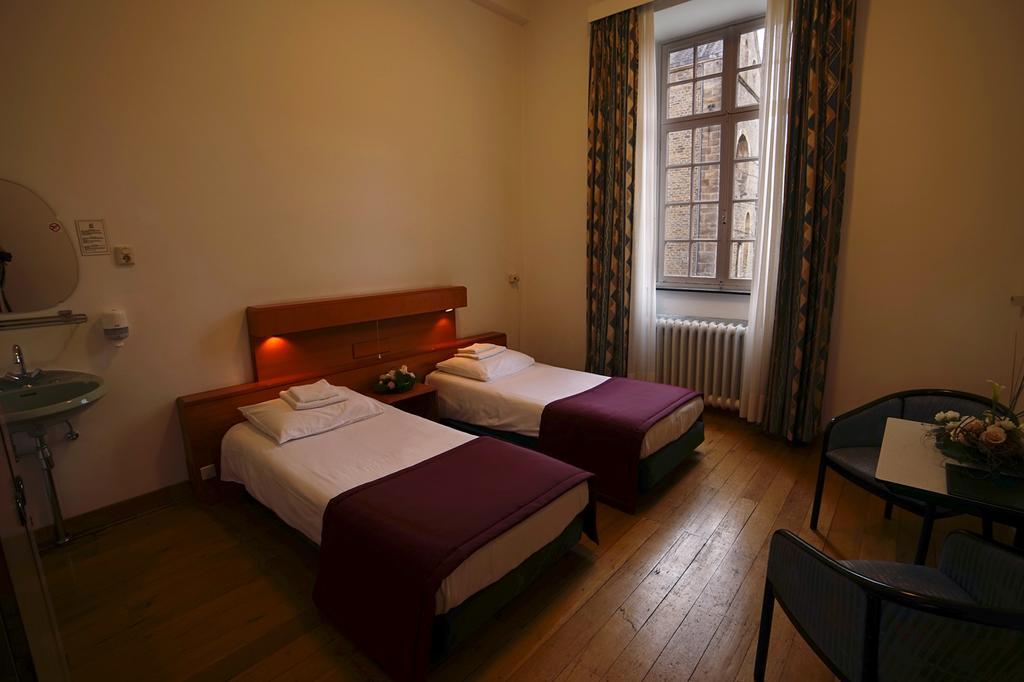 Abdij Hotel Rolduc Kerkrade Bagian luar foto